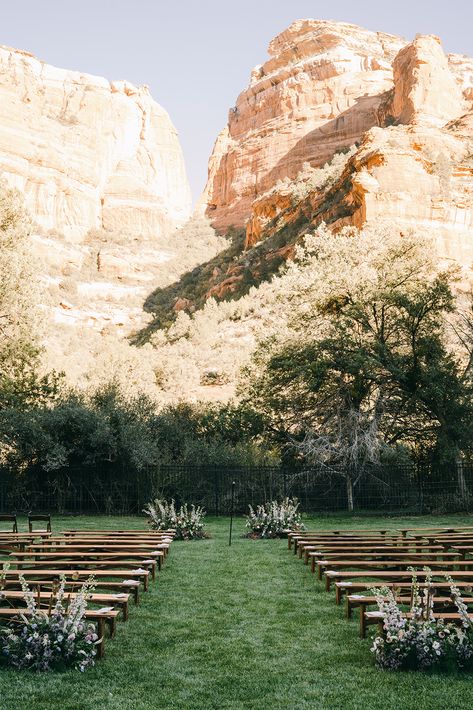 Fall Wedding Arizona, Outdoor Wedding Arizona, Enchantment Resort Sedona Wedding, Wedding Venue Arizona, Small Arizona Wedding, Sedona Wedding Venues, Sedona Wedding Colors, Enchantment Sedona, Enchantment Wedding