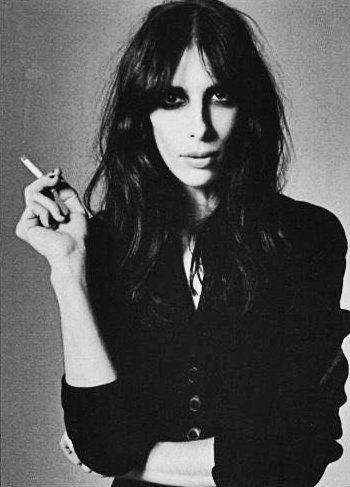 jamie bochert Ghost Library, Unusual Poses, Jamie Bochert, Gutter Punk, Style Parisienne, 90s Models, Model Inspo, Fashion Photography Inspiration, Pale Skin