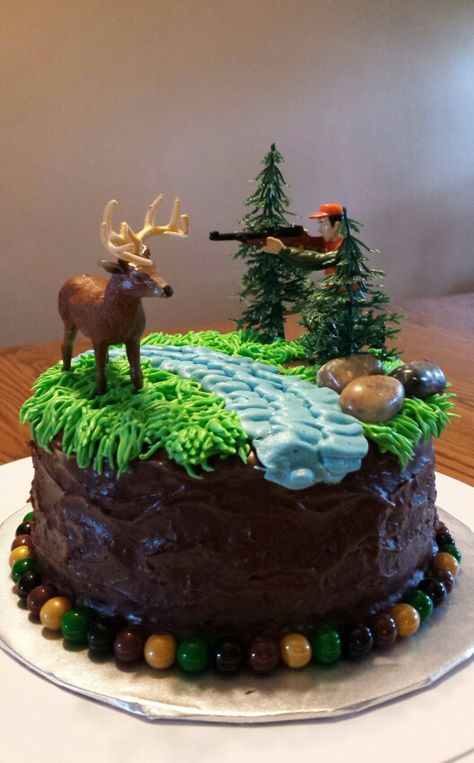 Chocolate hunting cake Deer and Hunter scene Deer And Hunter, Deer Hunting Cake, Hunting Birthday Cakes, Hunting Birthday Party, Hunting Cake, Deer Cakes, Hunting Birthday, Decoration Patisserie, Happy Birthday Boy