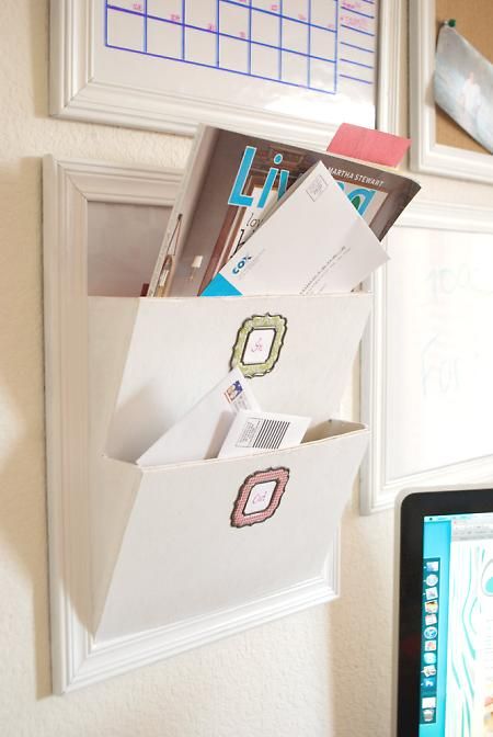 Just saw a post on an organization blog about her Pottery Barn system that cost over $150! Make it yourself for under $20? Yes, please. Diy Desk With Storage, Diy Mail Organizer, Diy Karton, Diy Mail, Mail Sorter, Wall File, Diy Organizer, Letter Organizer, Folding Origami