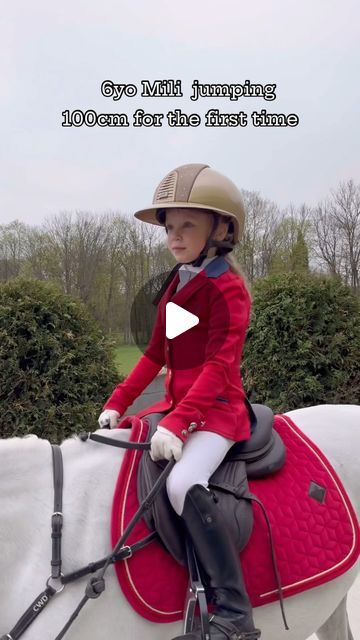 🐴 𝐄𝐪𝐮𝐞𝐬𝐭𝐫𝐢𝐚𝐧 𝐥𝐢𝐭𝐭𝐥𝐞 𝐬𝐢𝐬𝐭𝐞𝐫𝐬 🇨🇿 on Instagram: "Incredibly proud of them ❤️ Such a beautiful clear round. The sky is the limit for them. Who knows how far these two will go together 🔥🔥  . . .  #galusistersride #passion #motivation #goals #bestfriends #friends #sport #horse #pony #showjumping #showjumper #ponypower #horsepower #kids" Horse Show Photography, Equestrian Jumping, Show Jumping Horses, Winter Horse, Horses Running, Cute Horse Pictures, Horse Riding Tips, Beautiful Horse Pictures, Christmas Horses