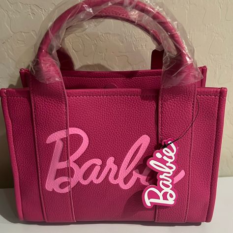 Barbie Limited Edition Small Tote/Shoulder Bag With Strap Very Cute Brand New. Bag With 2 Side Pockets, 1 Side With Zipper And Other Side Without Zipper. Please See Pictures As Part Of The Descriptions And Blow Them Up For A Closer Look . Sold As Is! Limited Exclusive Polyurethane; Polyester Approx. 10" W X 8" H X 4 1/2" D Gold Chanel Bag, Barbie Limited Edition, Im A Barbie Girl, Barbie Party, Glam Decor, Pink Girly Things, Barbie Accessories, Girly Accessories, Summer Gifts