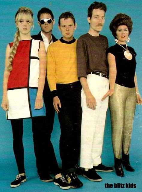 THE B52's Wave Photos, Pop Art Costume, Kate Pierson, Cindy Wilson, Ricky Wilson, B 52s, Rock Lobster, New Wave Music, Destination Unknown