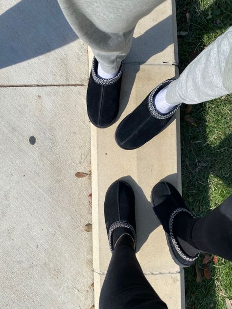 ugh twins Black Tasman Uggs Aesthetic, Ugh Tasman Outfit Black, Uggs Tasman Black, Matching Slippers For Couples, Black Tazz Ugg Outfits, Black Tasman Outfit, Black Ugg Tasman Outfit, Black Ugg Tasman Slippers Outfit, Black Slippers Outfit