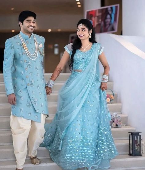 Reception Couple Dress Indian, Couple Dress Matching Indian, Couple Dress Matching, Engagement Couple Dress, Simple Engagement Dress, Engagement Dress For Groom, Indian Wedding Reception Outfits, Wedding Matching Outfits, Wedding Outfits Indian