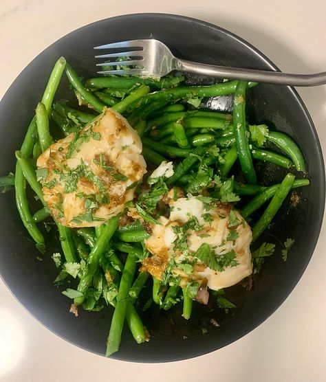 Wild Cod With Asian Green Beans Sesame Garlic Sauce, Asian Green Beans, Cod Fillets, Gluten Free Italian, Seasonal Cooking, Low Carb Pizza, White Fish, Late Winter, Oyster Sauce