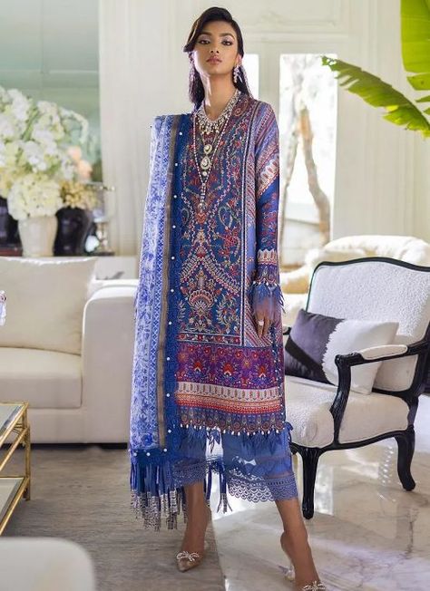 Luxury Lawn 22 Embroidered Pakistani Salwar Kameez Pakistani Suits Online, Asian Designers, Pakistani Salwar, Pakistani Party Wear, Sana Safinaz, Lawn Dress, Readymade Saree, Pakistani Salwar Kameez, Uk Clothing