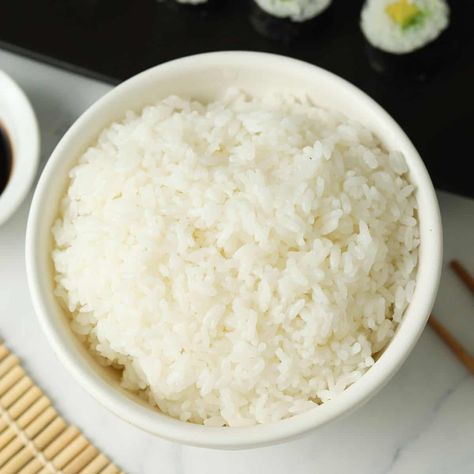 Sushi Rice In Rice Cooker, Cook Sushi Rice, Perfect Sushi Rice, Rice In Rice Cooker, Puffed Wheat Squares, Spring Eats, Make Sushi Rice, Cooking Sushi, Aroma Rice Cooker