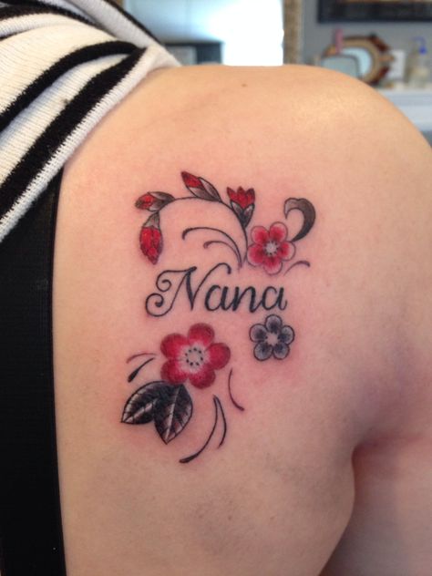 "Nana" tattoo Nana And Granddaughter Tattoos, Nana Tattoo Ideas Grandmothers, Grandkid Tattoo Ideas, Nanna Tattoo, Grandkids Tattoos, Nana Tattoo Ideas, Nana Tattoo, Nana Quotes, Pink Rose Tattoos