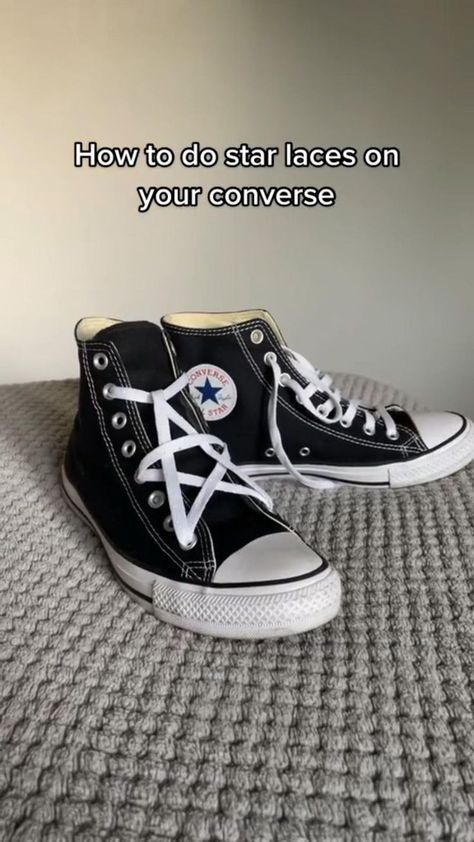 Star laces tutorial on converse shoes | Ways to lace shoes, How to lace converse, Diy clothes and shoes Star Laces, How To Lace Converse, Converse Design, Grunge Shoes, Ways To Lace Shoes, How To Tie Shoes, Shoelace Patterns, Vans Shoe, Style Converse