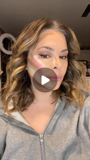 How To Apply Contour And Highlight, Contour For 50 Year Old, Best Contour Makeup Over 40, Contour For Older Women, Contour Over 50 Makeup Tips, Contour Over 40 Make Up, Contouring Over 40, Contour For Chubby Face, Contour Makeup For Beginners Round Face