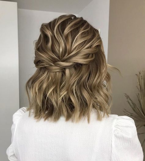 Wedding Twisted Half-Up Bob Hairstyle Braided Updo Half Up Half Down, Half Up Dos For Short Hair, Half Up Short Hairstyles, Short Hair Hairstyles For Prom, Short Hair Half Up, Short Hair Wedding Guest Styles, Streaky Highlights, Short Hair Prom Hairstyles, Half Up Half Down Short Hair