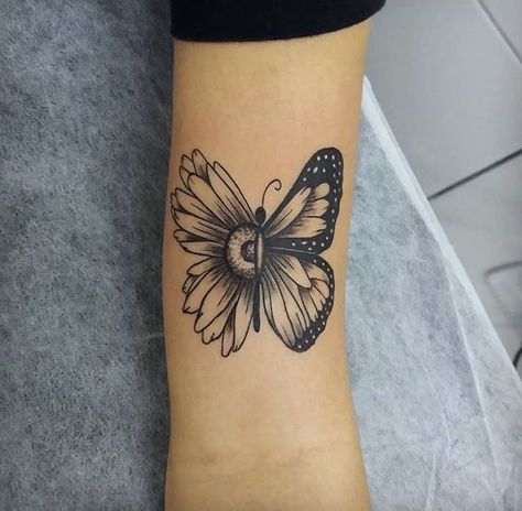 Monarch Butterfly With Sunflower Tattoo, Half Butterfly Half Sunflower Tattoo, Butterfly And Sunflower Tattoo, Sunflower Butterfly Tattoo, Theigh Tattoos, Baby Hand Tattoo, Linda Tattoo, Bestie Tats, Skull Butterfly Tattoo