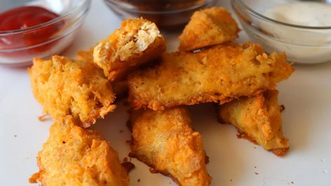 Homemade Chicken Fingers with Canned Chicken Easy Chicken Fingers, Keto Apps, Homemade Chicken Fingers, Homemade Milk Chocolate, Chicken Fingers Baked, Homemade Mozzarella Cheese, Chicken Finger Recipes, Milk Chocolate Recipes, Carnivore Recipes