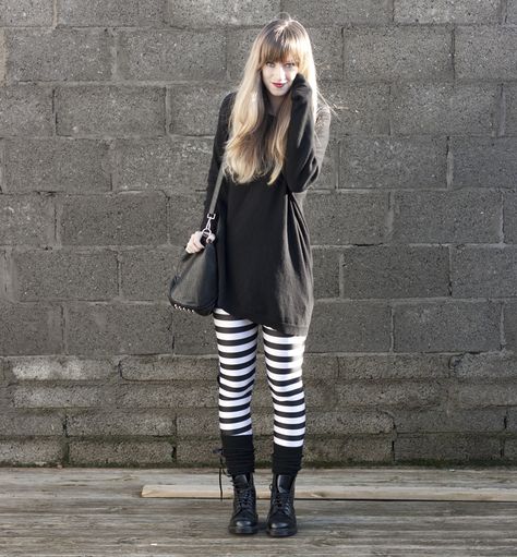 Striped tights. Cute outfit Striped Socks Outfit, Striped Leggings Outfit, Goth Leggings, Long Black Sweater, Legs Outfit, Stockings Outfit, Black Dr Martens, Striped Stockings, Leggings Outfits