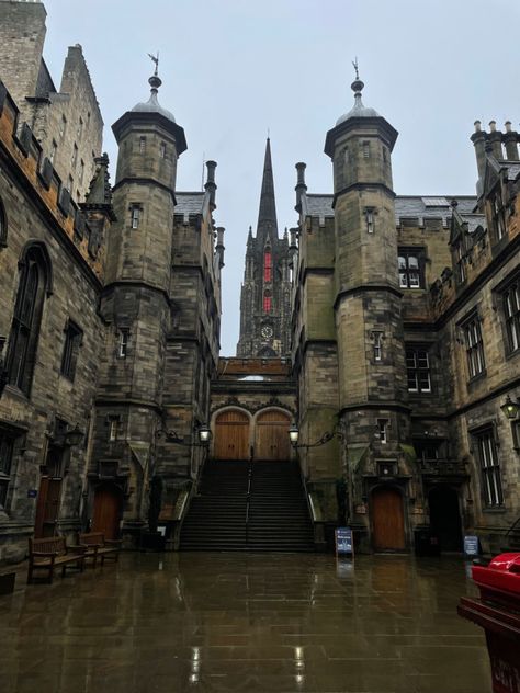 edinburgh uni uni of edinburgh new college dark academia oxford cambridge Edinburgh College Of Art, Uni Of Edinburgh, University Of Edinburgh Aesthetic, Edinburgh University Aesthetic, Edinburgh Autumn, Grey November, Edinburgh Aesthetic, Dark Academia Moodboard, Edinburgh Photography