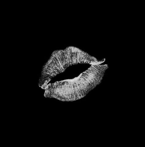 Kiss me baby one more time!! #brittneyspears White Photo, Kiss, Lips, Black And White, White, Black