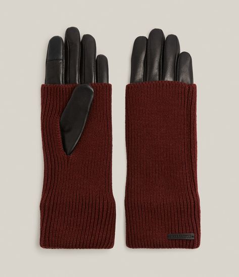 Red Scare, October Fashion, Red Gloves, Black Leather Gloves, Walk In Wardrobe, Women's Hats, 2023 Collection, Autumn Outfit, Knitting Women