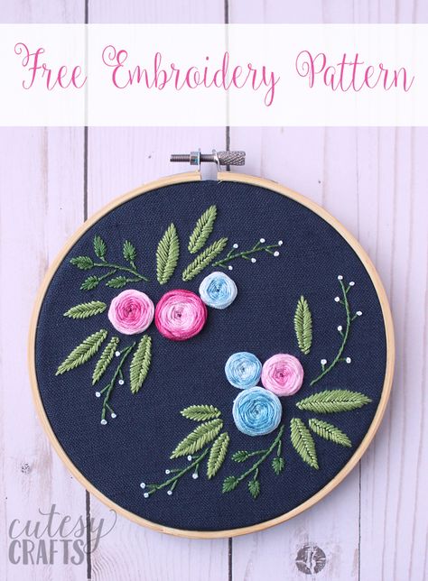 Free Blue Floral Embroidery Pattern Woven Wheel Stitch, Creeper Minecraft, Floral Embroidery Patterns, Hand Embroidery Tutorial, Embroidery Materials, Pola Sulam, Learn Embroidery, Embroidery Flowers Pattern, 자수 디자인