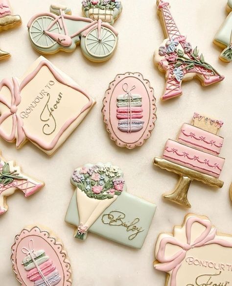 Paris Cookies, Parisian Birthday, Fancy Baby Shower, Cookies Theme, Aries Birthday, Paris Birthday, Set Love, Bridal Shower Food, Fancy Cookies