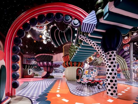 Surreal Architecture, Store Architecture, Store Decoration, Hidden Lighting, Restroom Design, Toy Factory, Living In China, Children Park, Neon Painting