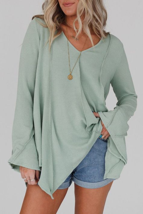 $8.5 Green Ribbed Expose Seam Bell Sleeve Top Wholesale Tops Manga Larga, Lisa Fischer, Exposed Seams, Boho Aesthetic, Ribbed Texture, Mein Style, Oversized Top, Ribbed Top, Flowy Tops