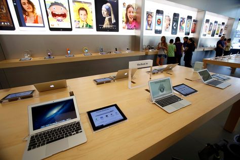 FOX NEWS: Apple Store robberies continue in Bay Area with 9 stores hit this month Imac Stand, Apple Watch Cuff, Laptop Store, New Macbook Air, Iphone Price, Newest Macbook Pro, Apple Iphone 5s, Apple Watch Case, New Macbook