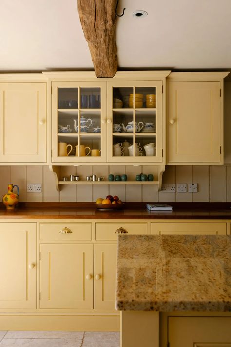 Interior designer Robert Carslaw's Cornish home | House & Garden Raised Kitchen Cabinets, Yellow Kitchens, Warm Whites, Kitchen Colours, Yellow Cabinets, Kitchen Favorites, Cornwall Cottages, Country Kitchens, East Street