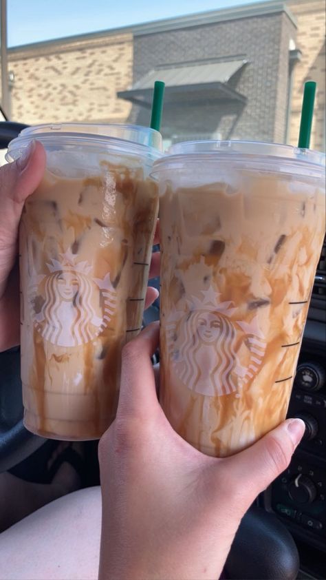 Venti Iced Coffee Starbucks Drinks, Study Leave, Starbs Drinks, Bsf Goals, Cafe Recipes, Vanilla Aesthetic, Starbucks Aesthetic, Iced Starbucks Drinks, Pretty Alcoholic Drinks