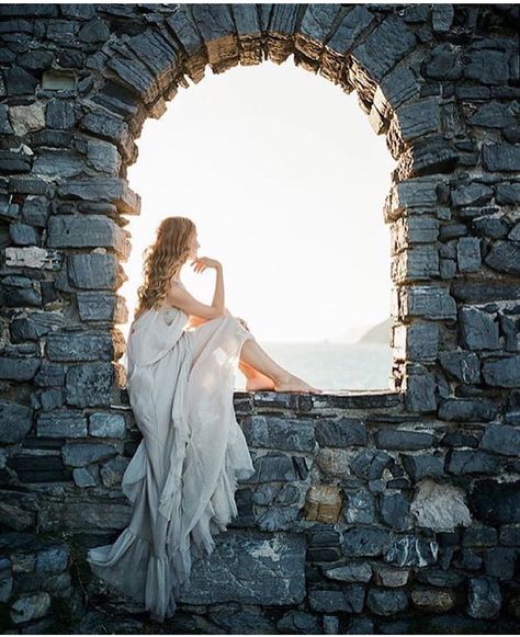 Contrast Whimsical Photoshoot, Princess Shot, Fairytale Photoshoot, Princess Photo, Royal Aesthetic, Fairytale Photography, Fantasy Magic, Fantasy Photography, Woman Sitting