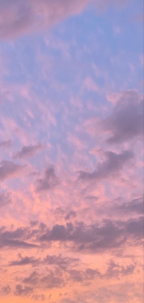 Light Pink Clouds Wallpaper, Pink Aesthetic Sky Wallpaper, Different Sky Colors, Clouds Pink Aesthetic, Cloudy Background Aesthetic, Monocolor Wallpaper, Pink Sky Wallpaper Iphone, Wallpaper Iphone Night Sky, Pink Clouds Aesthetic Wallpaper