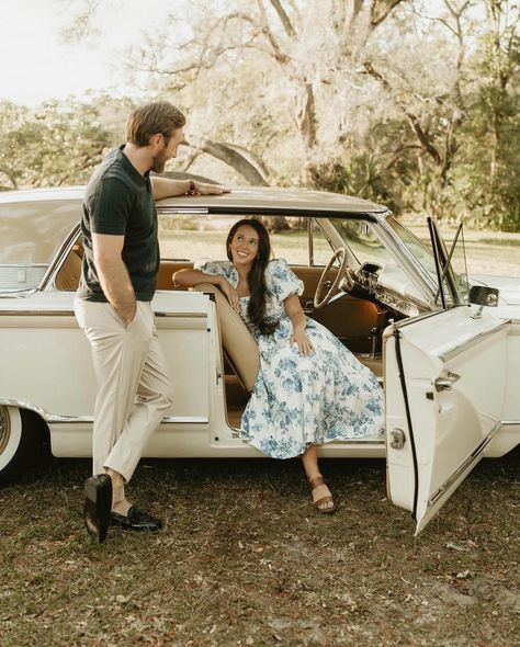 Car shoots will forever have my heart 🥹! #vintagecar #monteray #mercurymonterey #flphotographer #tampaphotographer #couplesphotography #unscriptedposingapp #gpresets #authenticlovemag #dirtybootsandmessyhair #creativephotographyclub Mini Session, Maternity Shoot, Pregnancy Shoot, Family Photoshoot, Messy Hairstyles, Vintage Car, Photoshoot Ideas, Maternity Photography, Creative Photography