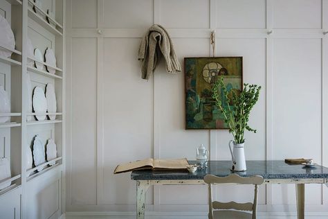 MY PICKS FROM THE NEW FARROW & BALL PALETTE - Lobster and Swan School House White, Farrow Bal, Magnolia Paint, Wimborne White, Off White Walls, Masonry Paint, New Paint Colors, Best White Paint, Calming Spaces