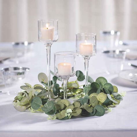 Pretty Wedding Centerpieces, Simple Wedding Flowers, Simple Wedding Centerpieces, Wedding Table Decorations, Diy Centerpieces, Candle Centerpieces, Wedding Centerpiece, Wedding Table Centerpieces, Deco Table