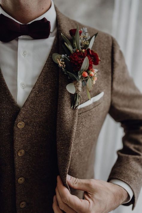 33 Charming #Boho #Groom Attire Ideas to Love #wedding #romanticwedding #rustic Vintage Wedding Suits, Bodas Boho Chic, Mens Wedding Attire, Groom Wedding Attire, Wedding Suits Groom, Brown Wedding, Engagement Outfits, Groomsmen Attire, Groom Outfit