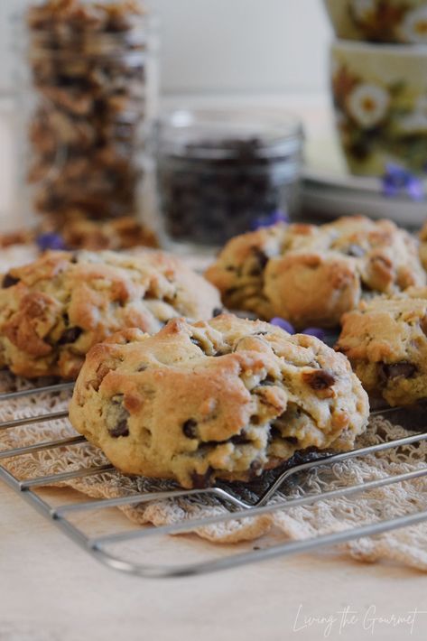 Levain Chocolate Peanut Butter Cookies, Ny Chocolate Chip Cookies, Bravetart Levain Cookie Recipe, New York Chocolate Chip Cookies, Ny Style Chocolate Chip Cookies, Levine Bakery Chocolate Chip Cookies, Nyc Style Chocolate Chip Cookies, Levian Cookies Recipe, New York Style Chocolate Chip Cookies