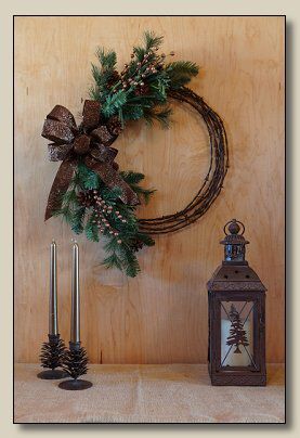 Good for rustic theme or holiday wreath! Barbed Wire Wreath Ideas, Barb Wire Wreath Ideas, Steampunk Wreath, Barbwire Wreath, Barb Wire Wreath, Barbwire Crafts, Wire Christmas Wreath, Barb Wire Crafts, Cowboy Wreath