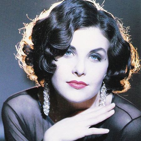 Sherilyn Fenn Audrey Horne, Sherilyn Fenn, 얼굴 그리기, Actrices Hollywood, Poses References, Twin Peaks, Photo Reference, Shadowhunters, Dark Hair