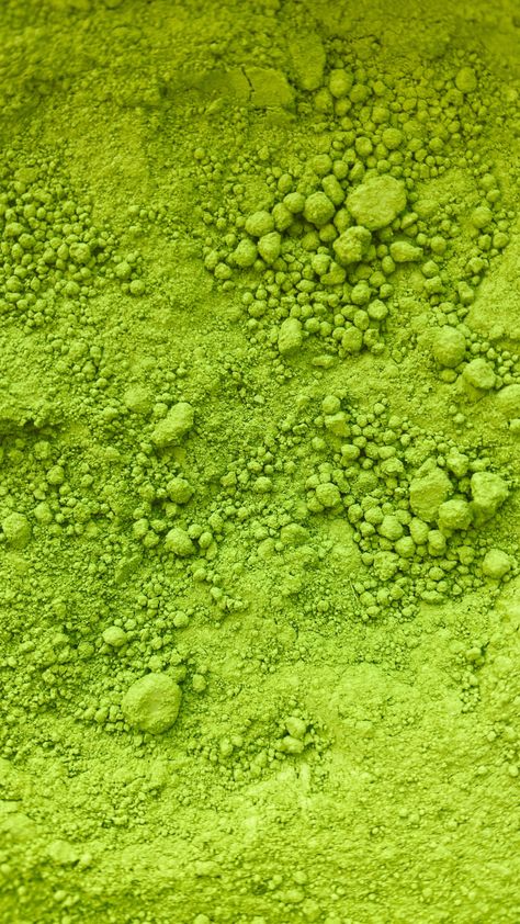 So there is a short answer to the question what is matcha made of and that answer is that matcha tea is made out of powdered green tea leaves. Do you want to learn more about what is matcha made of? Made sure to read our article linked in this Pin 🤓 Matcha Green Color, Matcha Bar, Macha Tea, Japanese Matcha Tea, Matcha Aesthetic, Cocktail Tools, Ceremonial Matcha, Ceremonial Grade Matcha, Matcha Set