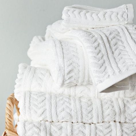 Spa Like Guest Bath White Bath Towels, Bath Towels Luxury, Southern Homes, Bathroom Redo, Bathroom Spa, White Towels, Guest Bath, Luxury Bath, Home Spa