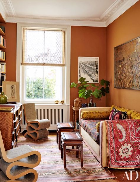 Orange Rooms, Living Room Orange, Living Room Design, Mexican Style, Living Room Inspo, Cheap Decor, A Living Room, Small Living Room, Architectural Digest