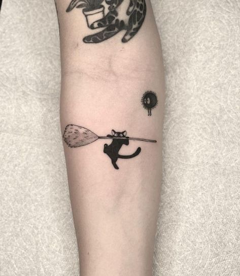 Kiki's Delivery Service Tattoos, Studio Gibhili Tattoos, Kiki Cat Tattoo, Tattoo Ideas Anime Inspiration, Gigi Kiki Delivery Service Tattoo, Studio Ghibli Small Tattoo, Studio Gibley Tattoos, Tattoo Of Cat, Gigi Tattoo Studio Ghibli