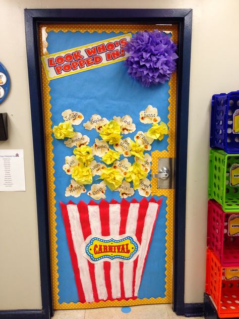 Carnival Classroom, Circus Classroom, Preschool Classroom Themes, Teacher Appreciation Doors, Circus Crafts, Circus Decorations, Kindergarten Classroom Decor, Teacher Doors, Theme Classroom