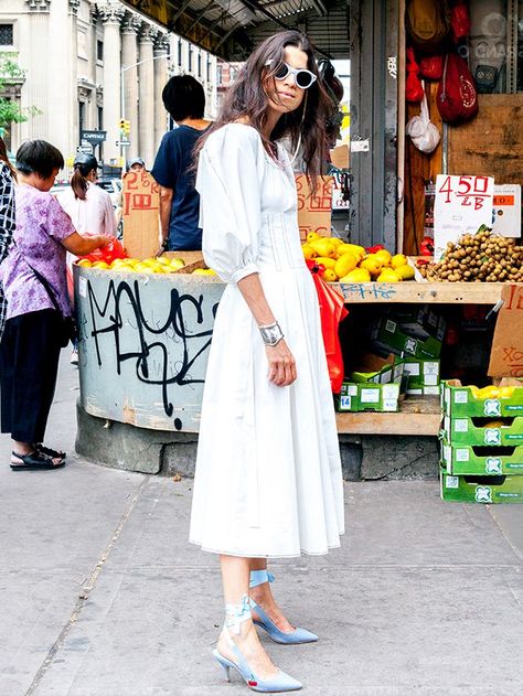 The Top 10 New York Fashion Bloggers Gigi Fashion, Leandra Medine Style, Greta Dress, Leandra Medine, 여름 스타일, Man Repeller, Nyc Fashion, Street Style Inspiration, Style Crush