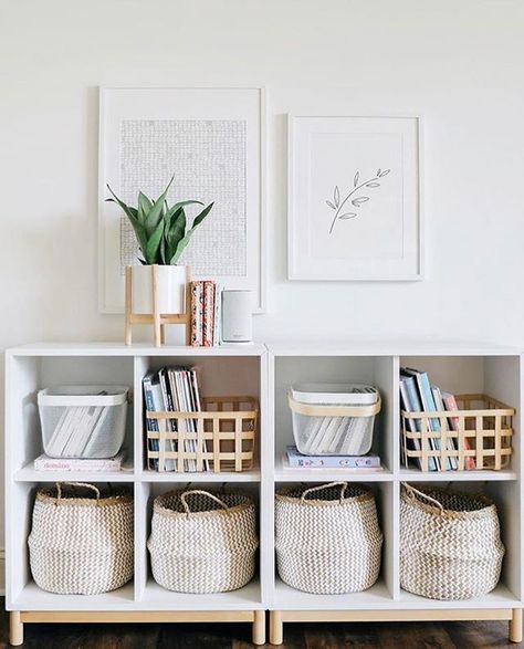 Cutest #shelfie award goes to @annakadavidson 👌🏼 love the idea to use belly baskets in square cubes! #howihaven Decor Shelves, Apartment Decoration, Diy Casa, Cube Storage, Bedroom Storage, Small Apartments, Apartment Living, Storage Ideas, Interior Design Living Room