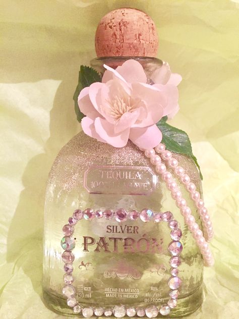 Decorated Alcohol Bottle Cricut Liquor Bottle Ideas, Centenario Bottle Decorated, Pink Decorated Bottle, Sparkly Wine Bottles, Cute Alcohol Bottles, Pink Patron Bottle, Don Julio Bottle Decorated Pink, Decorated Patron Bottles, Decorative Alcohol Bottles