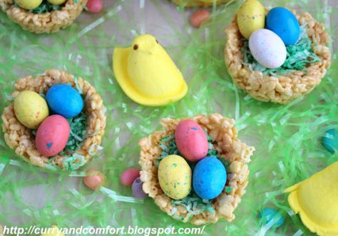 Easter Nests3 Easter Nests Recipe, Rice Krispie Nests, Easter Rice Krispies, Peanut Butter Rice Crispies, Cute Easter Desserts, Traditional Easter Recipes, Fun Easter Treats, Rice Krispies Recipe, Robin Eggs