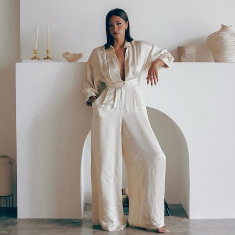 ***Brand New*** Ivory Color Cut For An Oversized Fit Take Your Normal Size Elastic On The Waistband Wide Leg Plus Size Jumpsuit Wedding, Modest Jumpsuit, Cream Wide Leg Pants, Wedding Jumpsuit, Plus Size Jumpsuit, Ivory Color, Cut And Color, Wide Leg Pants, Pant Jumpsuit