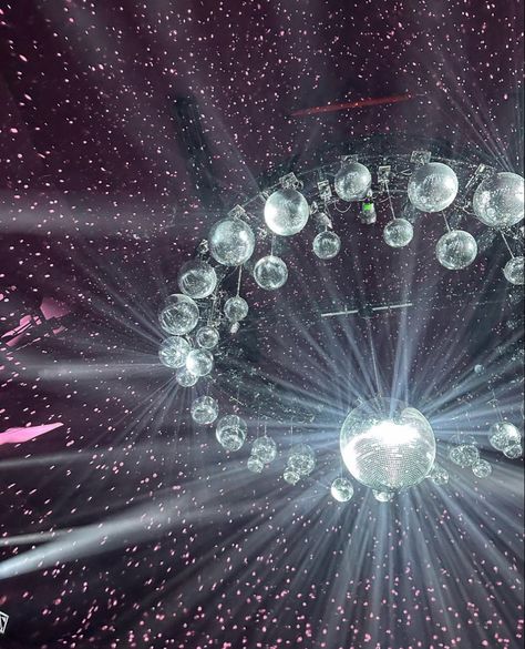 Disco Ball Aesthetic Party, Disco Ball Lights, Disco Theme Gala, Disco Masquerade, Disco Ball Ceiling, Disco Ball Installation, Giant Disco Ball, Disco Ball Aesthetic, Dazzler Marvel