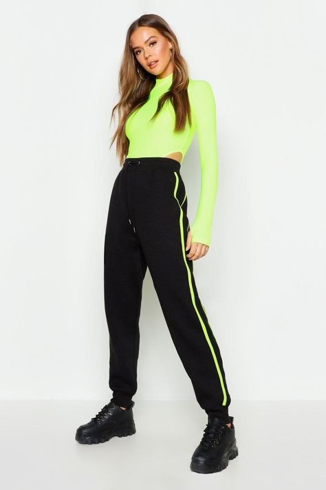 Womens Two Stripe Jogger Neon - black - 4 Elegant Crop Top Outfits, Neon Green Outfits, Green Outfits For Women, Young Outfit, Green Outfits, Festival Outfits Rave, Taiping, Neon Dresses, Verde Neon